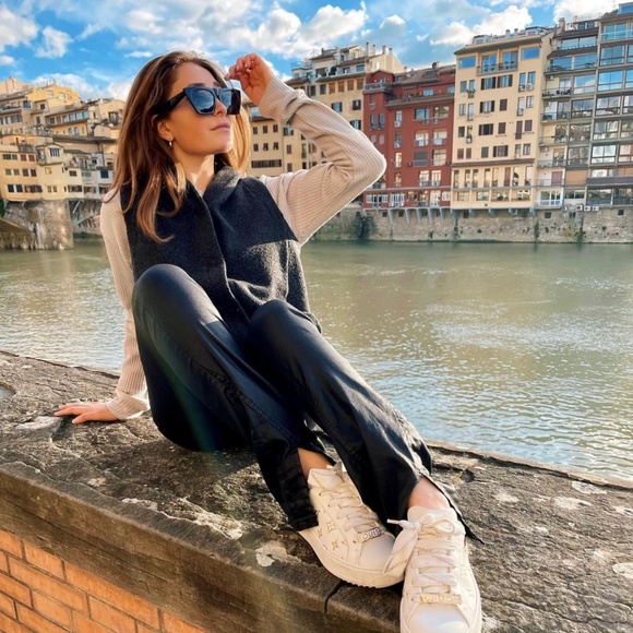 Meet your Posher, Kate - Picture 1 of 1